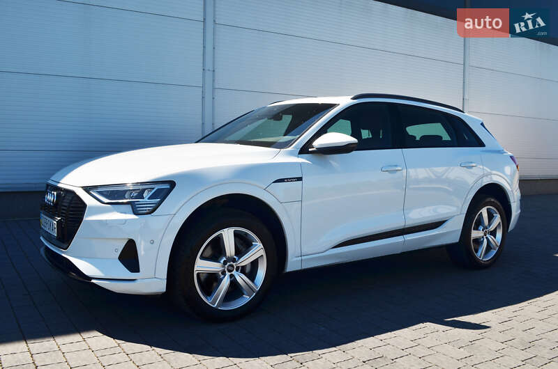 Внедорожник / Кроссовер Audi e-tron 2020 в Львове