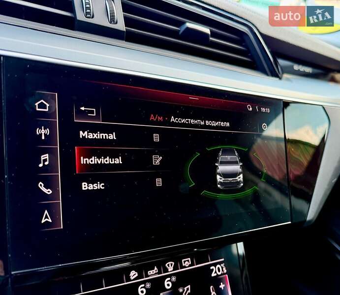 Внедорожник / Кроссовер Audi e-tron 2019 в Киеве