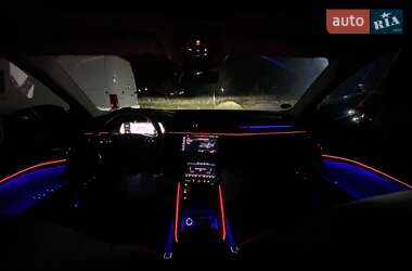 Внедорожник / Кроссовер Audi e-tron 2019 в 
