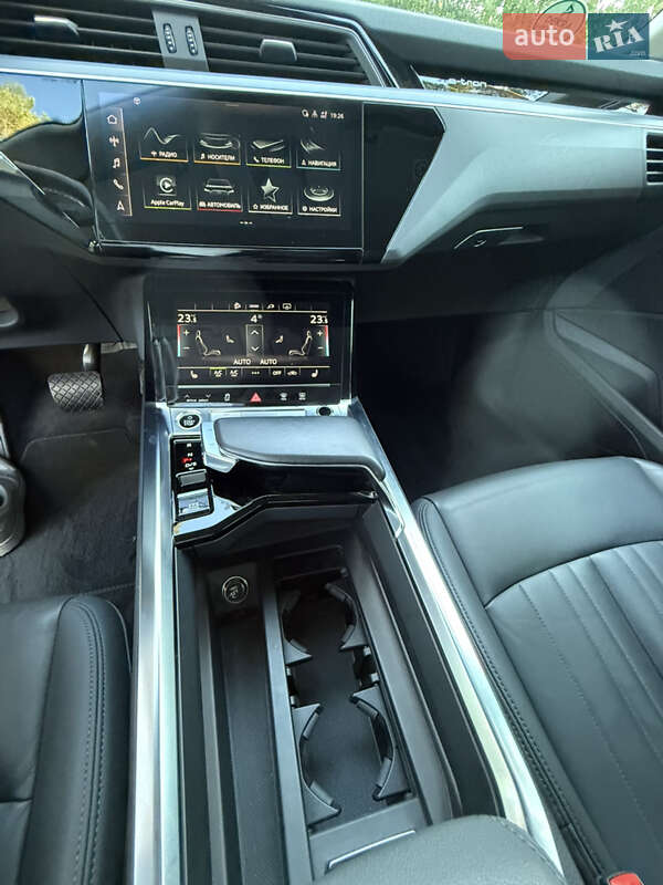 Внедорожник / Кроссовер Audi e-tron 2021 в Житомире