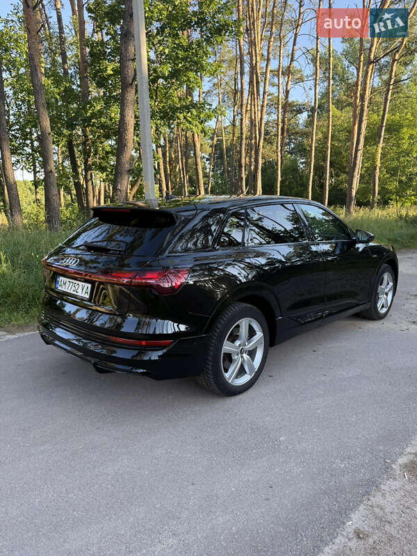 Внедорожник / Кроссовер Audi e-tron 2021 в Житомире