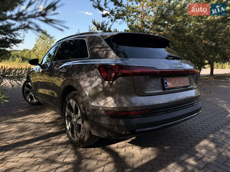 Внедорожник / Кроссовер Audi e-tron 2019 в Львове