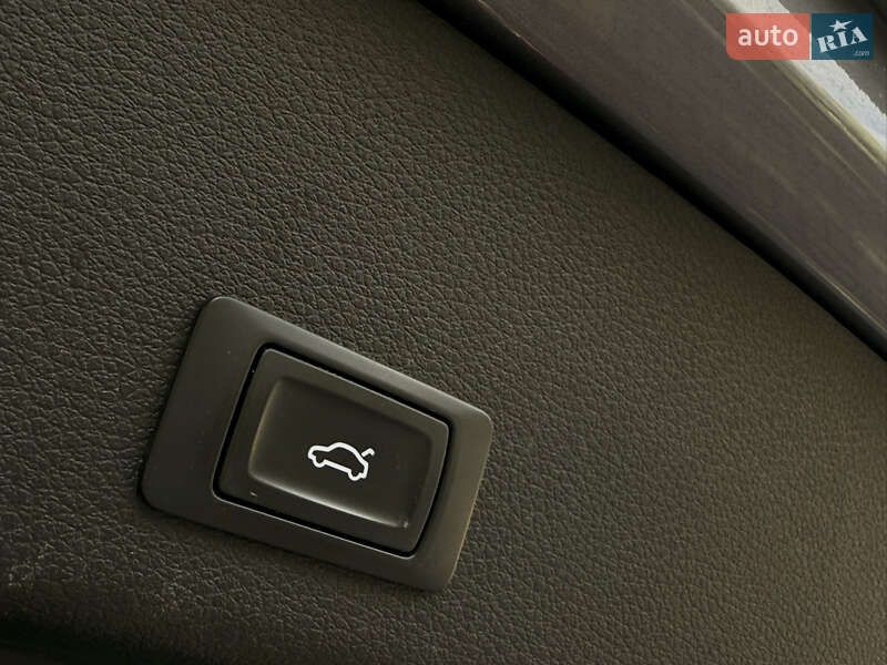 Внедорожник / Кроссовер Audi e-tron 2019 в Львове