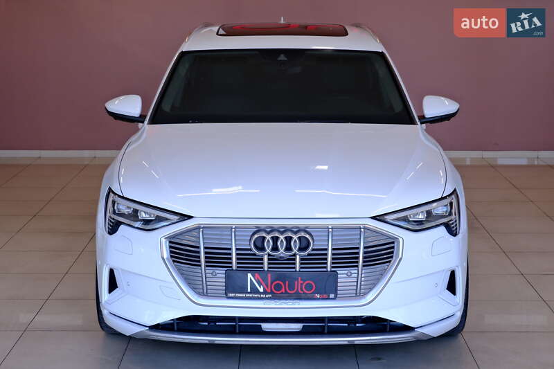 Позашляховик / Кросовер Audi e-tron 2019 в Одесі