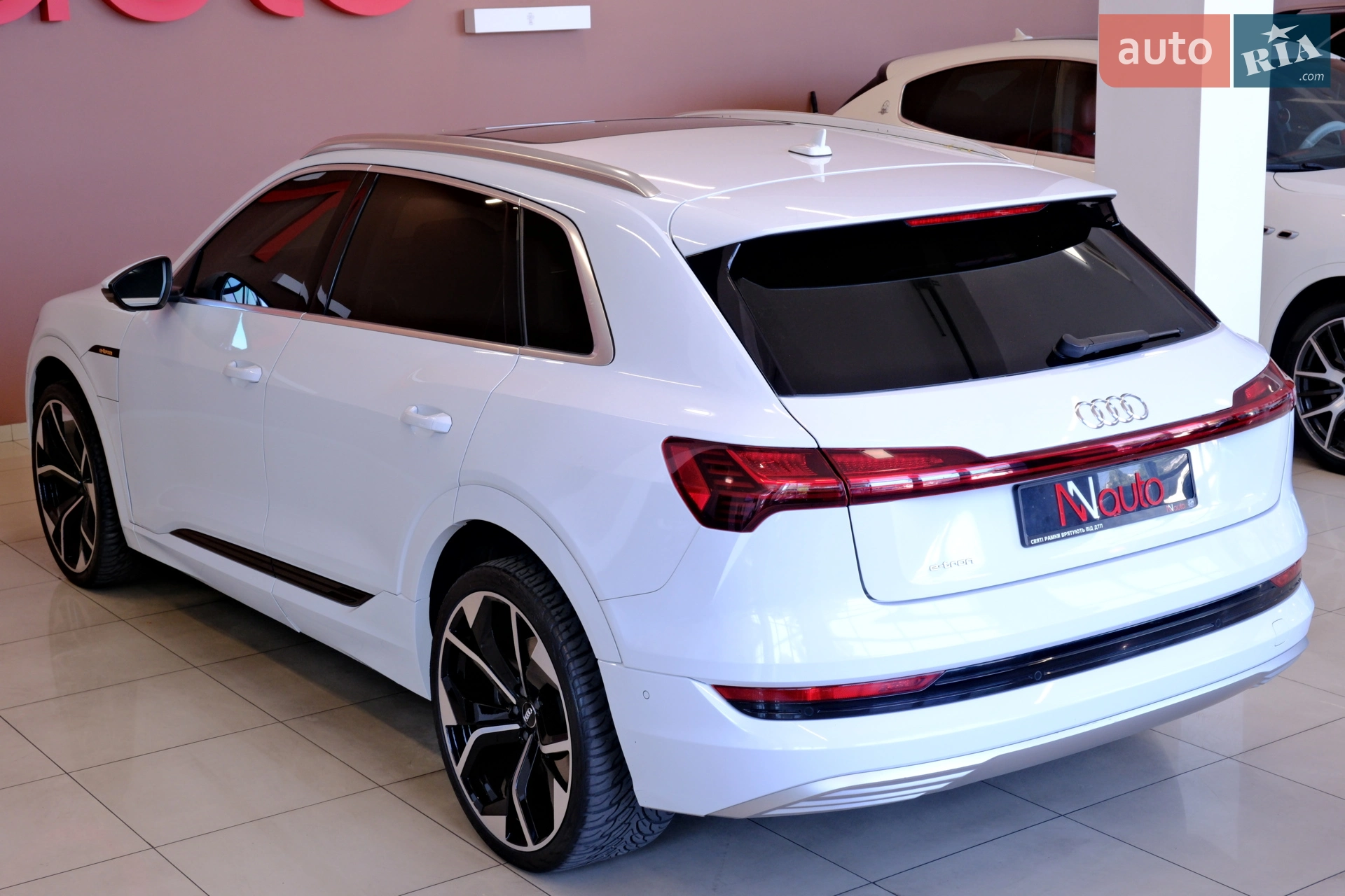 2019 Audi e-tron - мініатюра 25