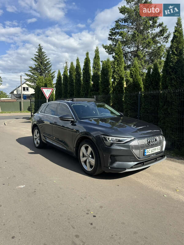 Audi e-tron 2020