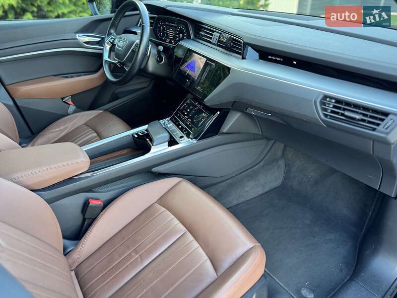 Внедорожник / Кроссовер Audi e-tron 2019 в Мукачево