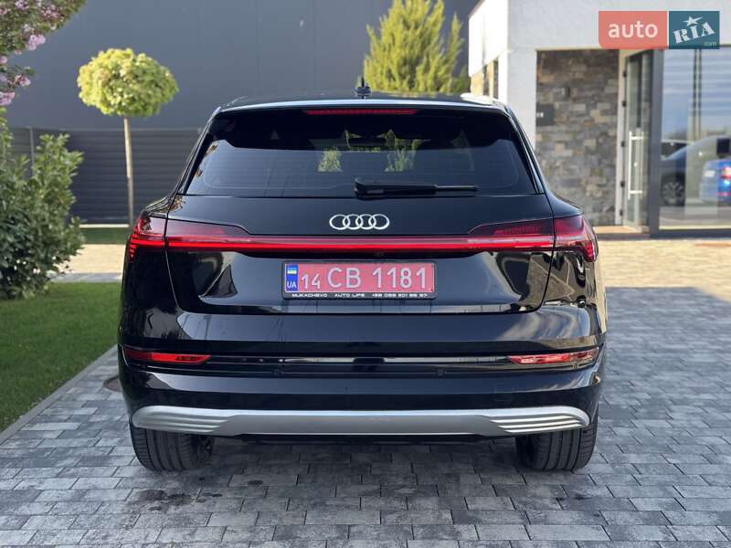 Внедорожник / Кроссовер Audi e-tron 2019 в Мукачево