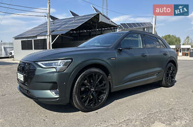 Позашляховик / Кросовер Audi e-tron 2019 в 