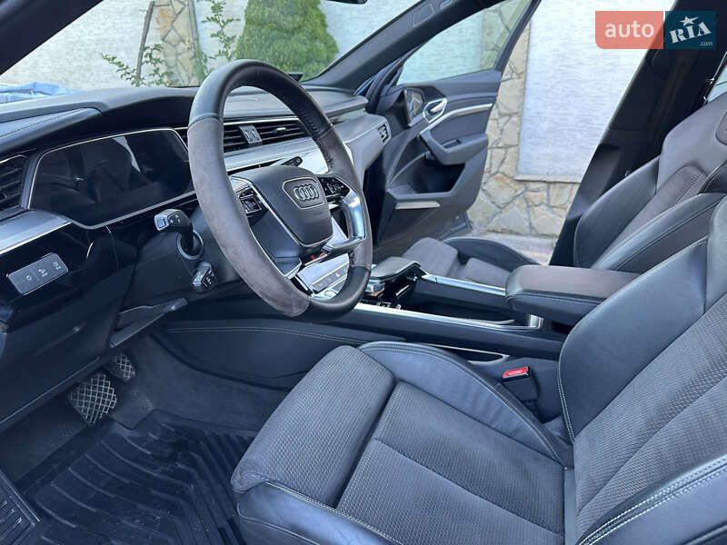 Внедорожник / Кроссовер Audi e-tron 2019 в Львове фото 44 Внедорожник / Кроссовер Audi e-tron 2019 в Львове