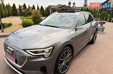 Позашляховик / Кросовер Audi e-tron 2020 в 