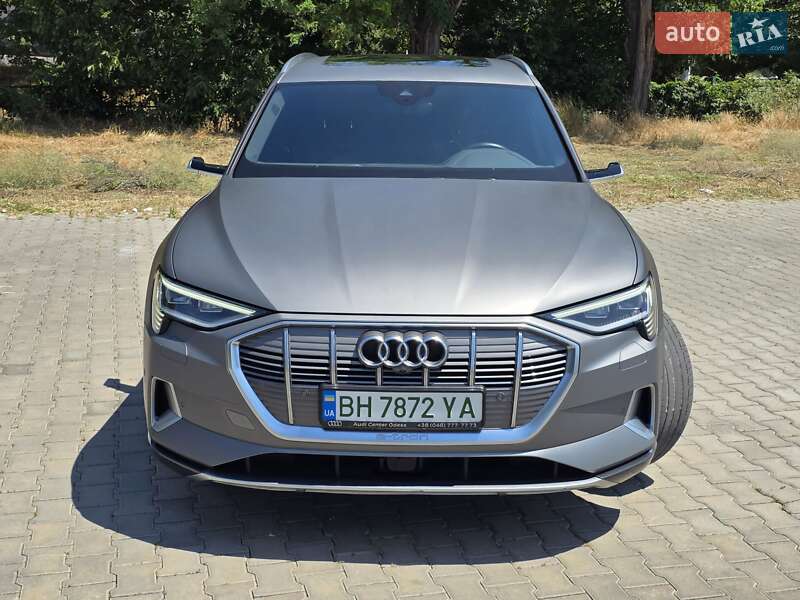Позашляховик / Кросовер Audi e-tron 2019 в Одесі