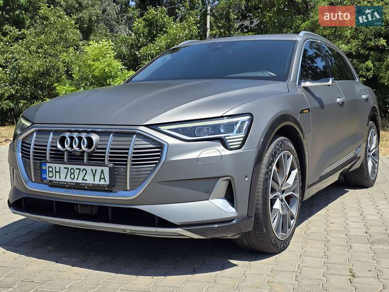 Позашляховик / Кросовер Audi e-tron 2019 в Одесі