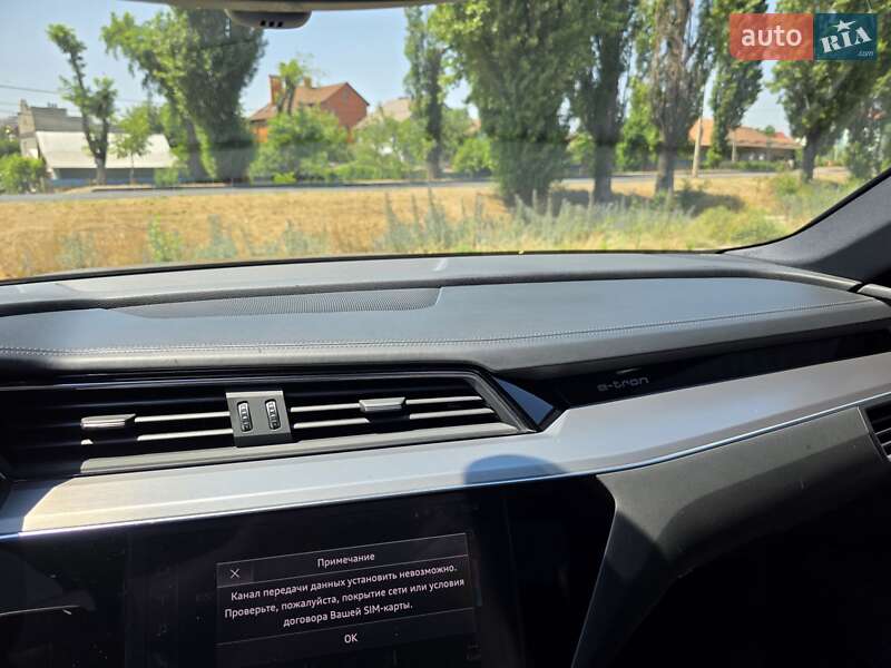 Позашляховик / Кросовер Audi e-tron 2019 в Одесі