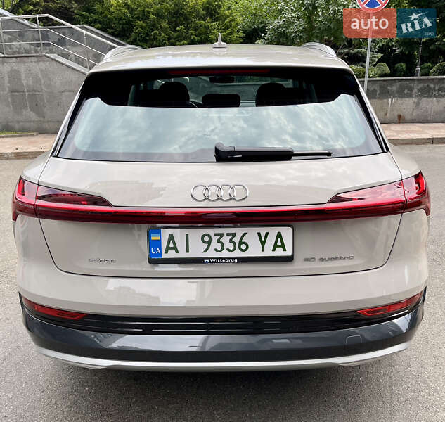 Внедорожник / Кроссовер Audi e-tron 2020 в Киеве