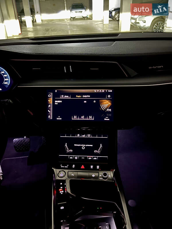 Внедорожник / Кроссовер Audi e-tron 2020 в Киеве