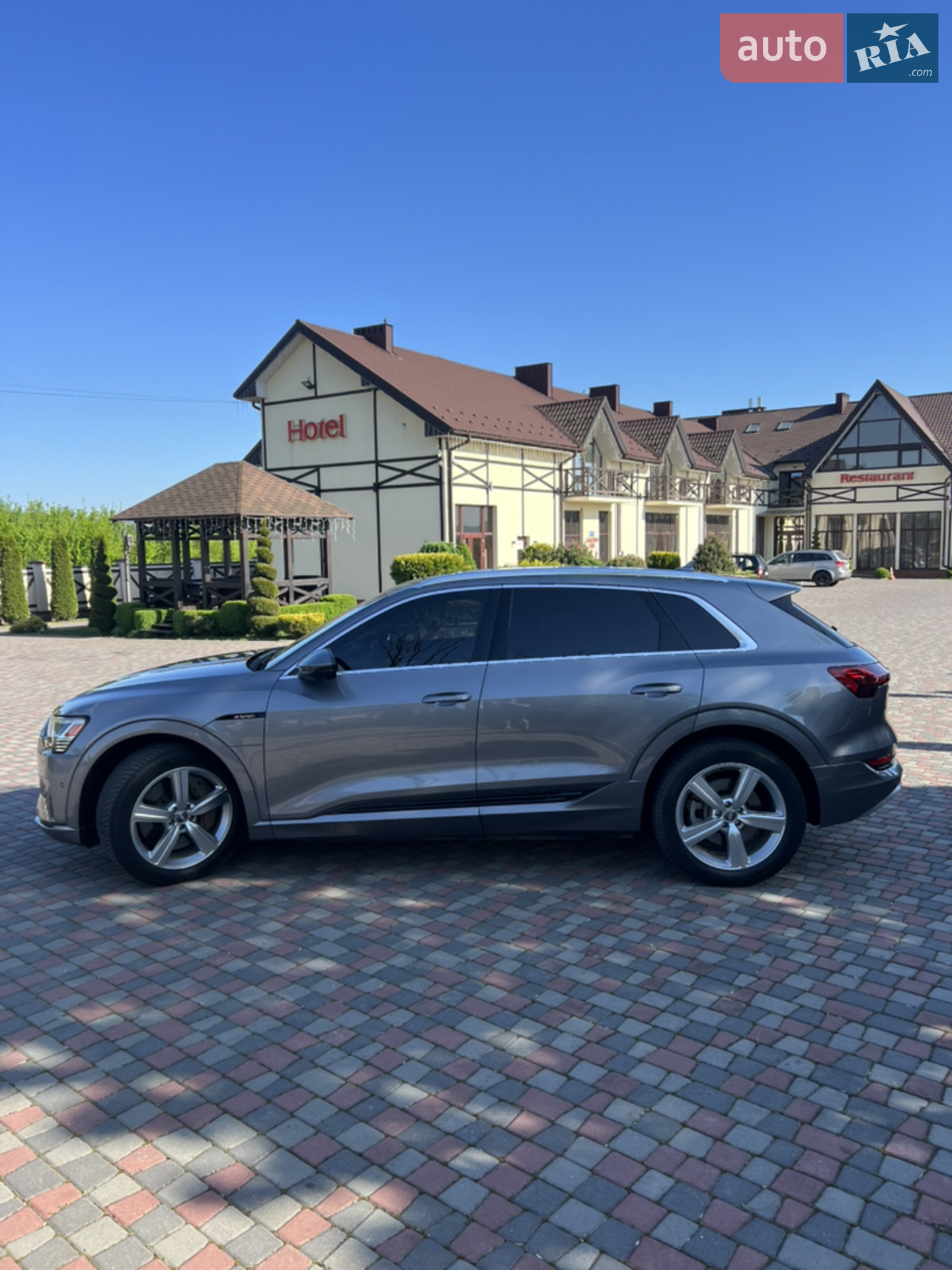 2019 Audi e-tron - мініатюра 7