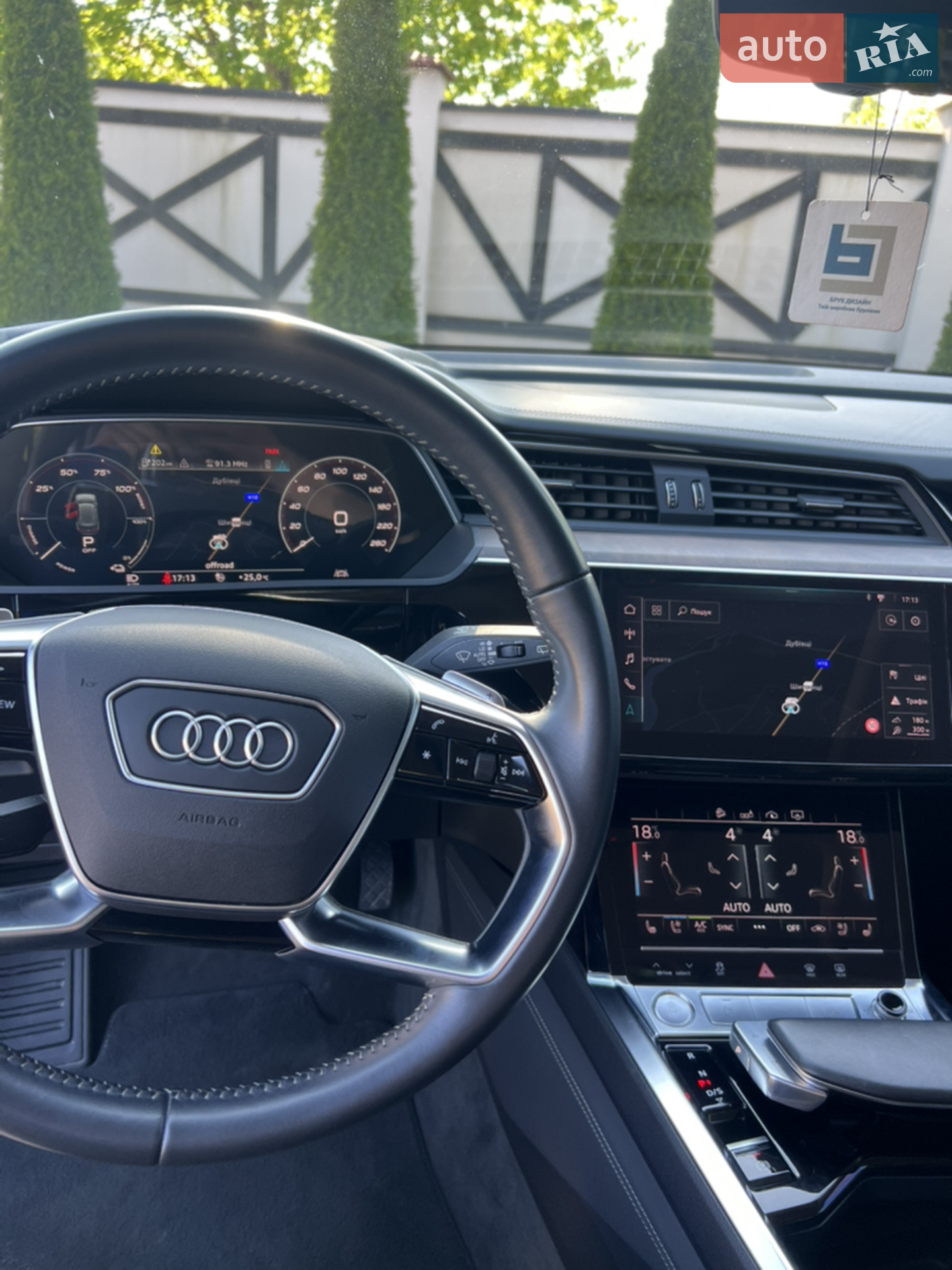 2019 Audi e-tron - мініатюра 21