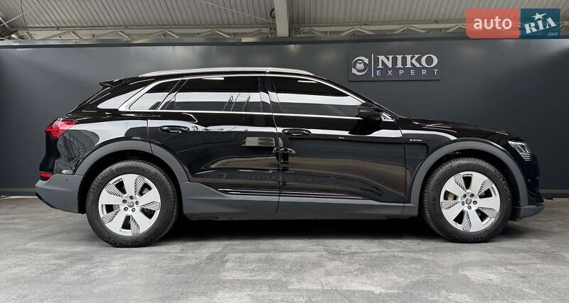 Внедорожник / Кроссовер Audi e-tron 2020 в Киеве