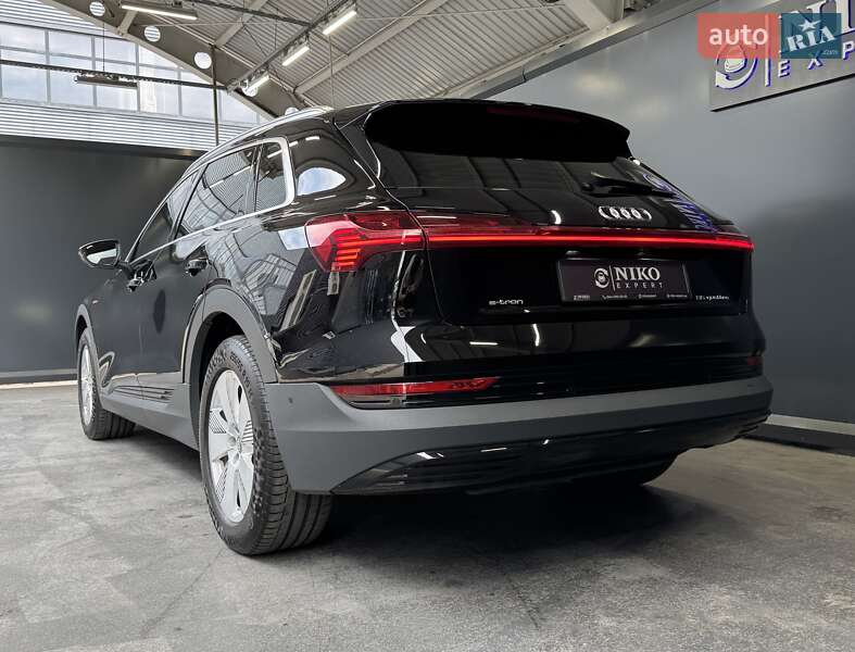 Внедорожник / Кроссовер Audi e-tron 2020 в Киеве