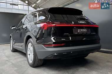 Внедорожник / Кроссовер Audi e-tron 2020 в 