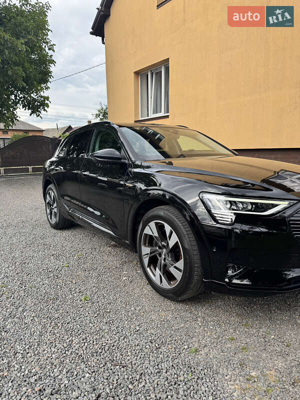 Внедорожник / Кроссовер Audi e-tron 2020 в Львове