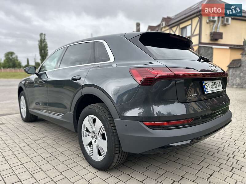 Позашляховик / Кросовер Audi e-tron 2020 в Хмельницькому