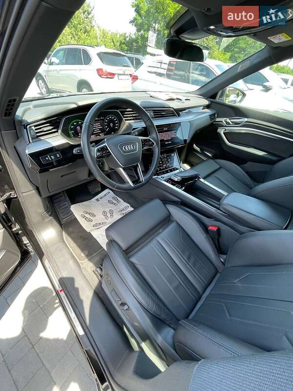 Внедорожник / Кроссовер Audi e-tron 2021 в Львове
