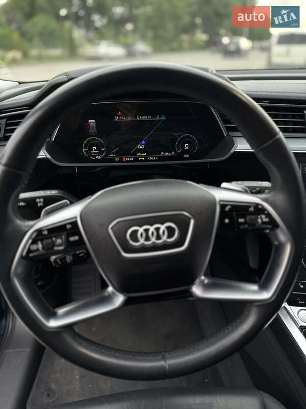 Внедорожник / Кроссовер Audi e-tron 2019 в Коломые
