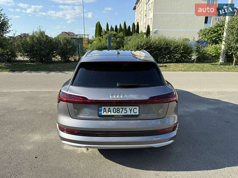 Позашляховик / Кросовер Audi e-tron 2020 в Києві