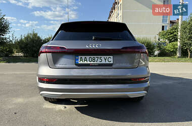 Внедорожник / Кроссовер Audi e-tron 2020 в 