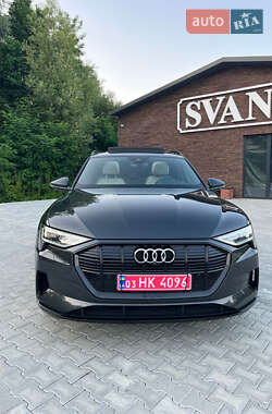 Внедорожник / Кроссовер Audi e-tron 2020 в 