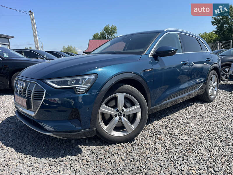 Позашляховик / Кросовер Audi e-tron 2021 в Львові