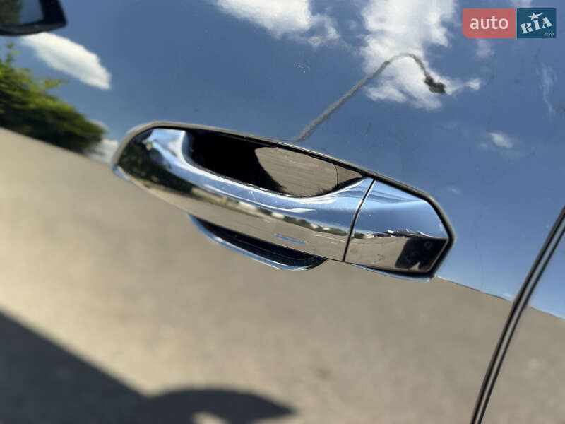Внедорожник / Кроссовер Audi e-tron 2021 в Киеве