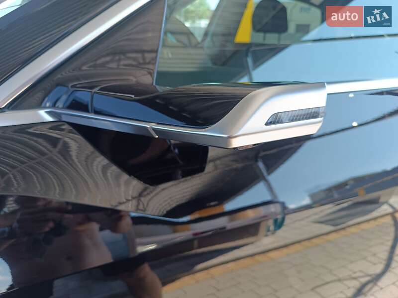 Позашляховик / Кросовер Audi e-tron 2022 в Харкові