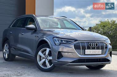 Внедорожник / Кроссовер Audi e-tron 2021 в Ровно
