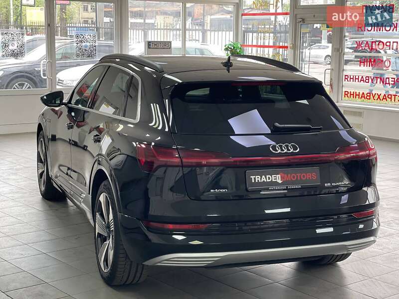 Внедорожник / Кроссовер Audi e-tron 2019 в Киеве