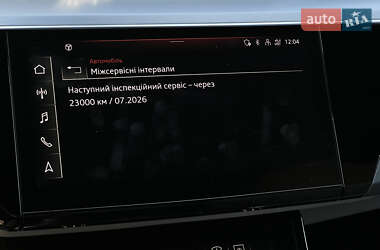 Внедорожник / Кроссовер Audi e-tron 2022 в 