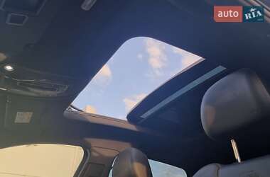 Позашляховик / Кросовер Audi e-tron 2019 в 