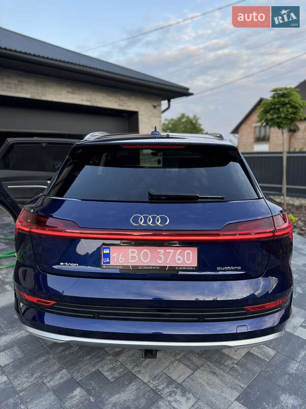 Внедорожник / Кроссовер Audi e-tron 2020 в Тернополе