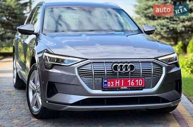 Позашляховик / Кросовер Audi e-tron 2020 в 