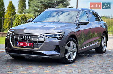 Позашляховик / Кросовер Audi e-tron 2020 в 