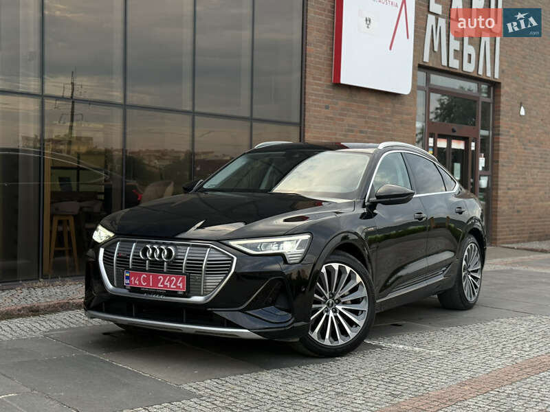 Позашляховик / Кросовер Audi e-tron 2022 в Мукачевому