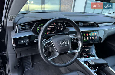 Внедорожник / Кроссовер Audi e-tron 2020 в 