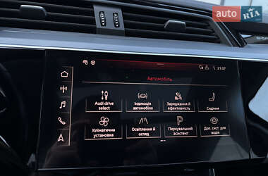 Внедорожник / Кроссовер Audi e-tron 2020 в 