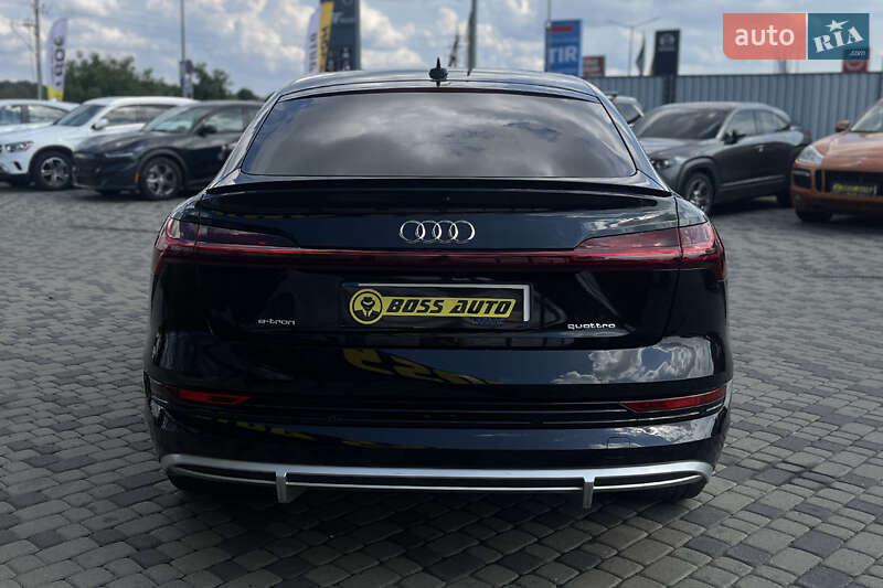 Позашляховик / Кросовер Audi e-tron 2020 в Мукачевому