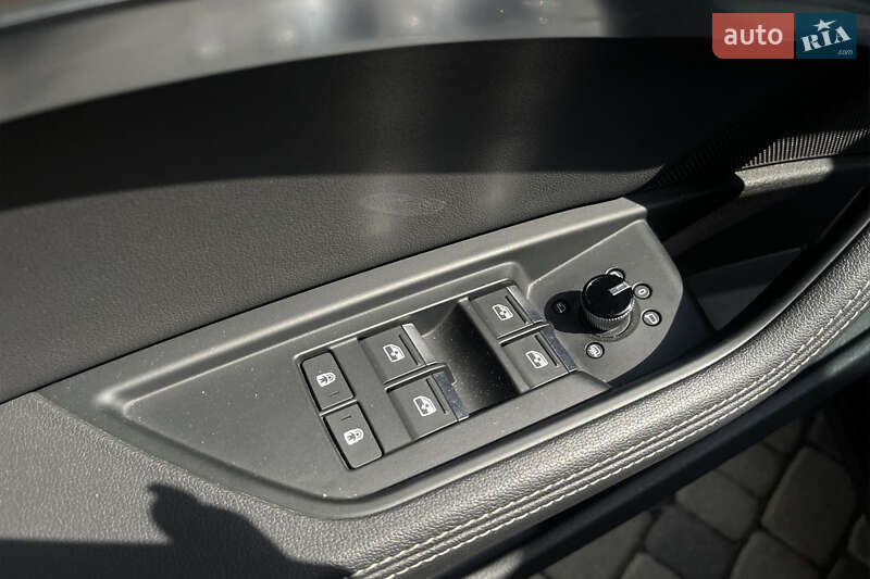 Позашляховик / Кросовер Audi e-tron 2020 в Мукачевому