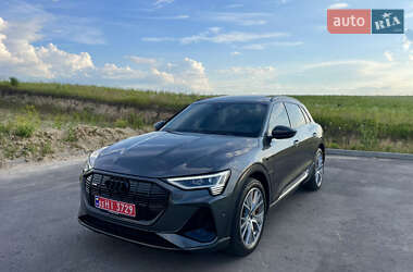 Внедорожник / Кроссовер Audi e-tron 2022 в Ровно