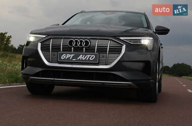 Внедорожник / Кроссовер Audi e-tron 2020 в 