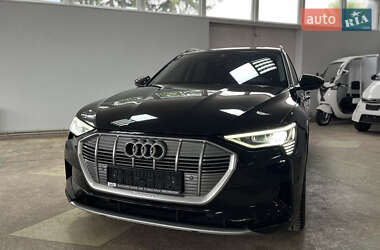 Внедорожник / Кроссовер Audi e-tron 2019 в 